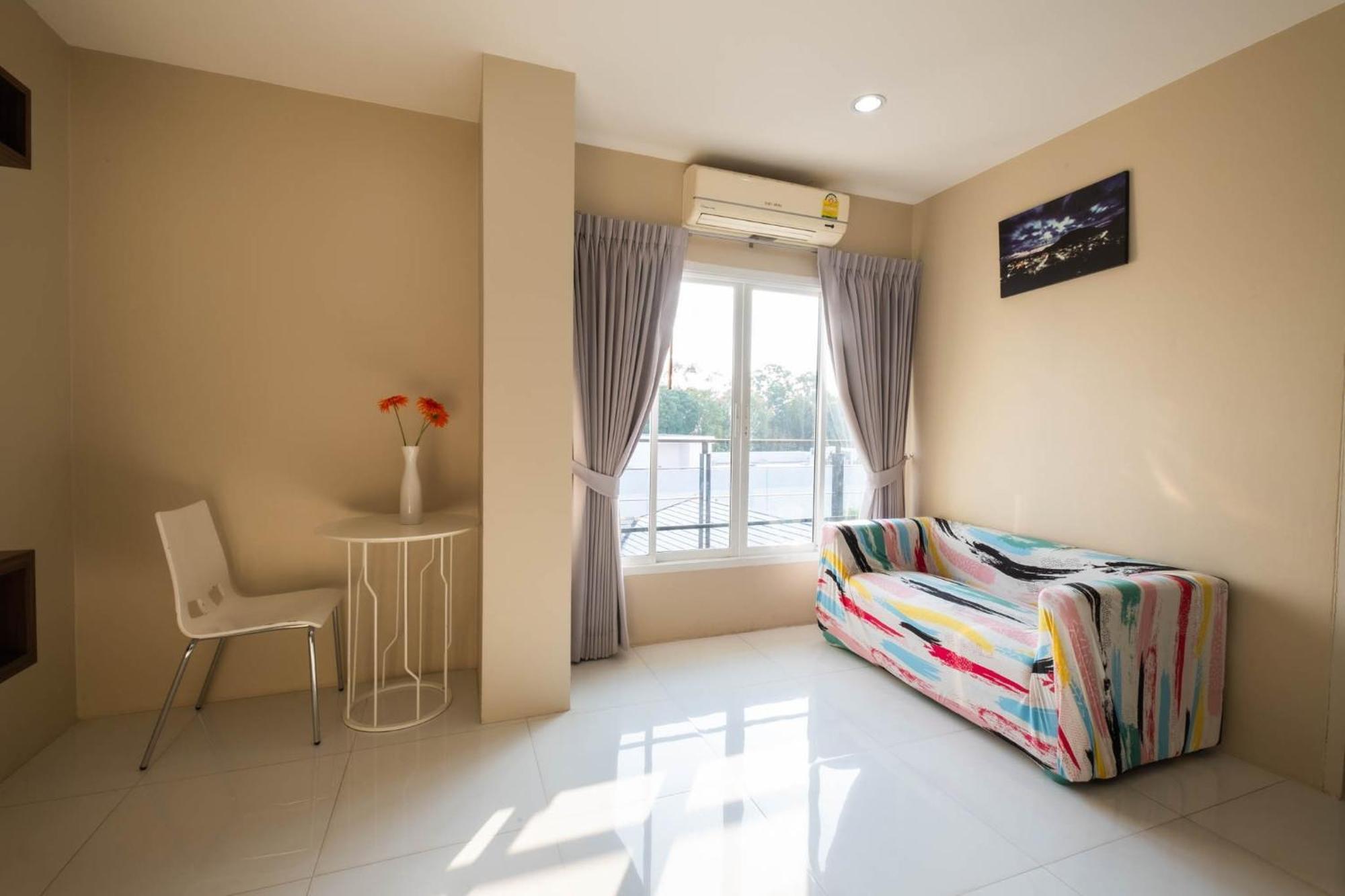 Khao Rang Place Phuket Екстериор снимка