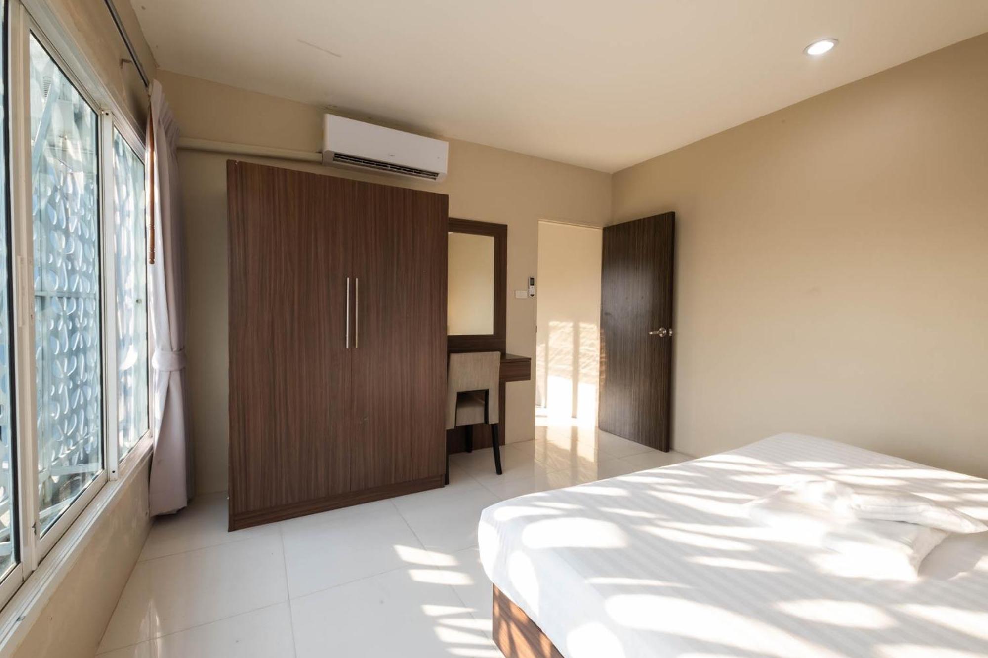 Khao Rang Place Phuket Екстериор снимка