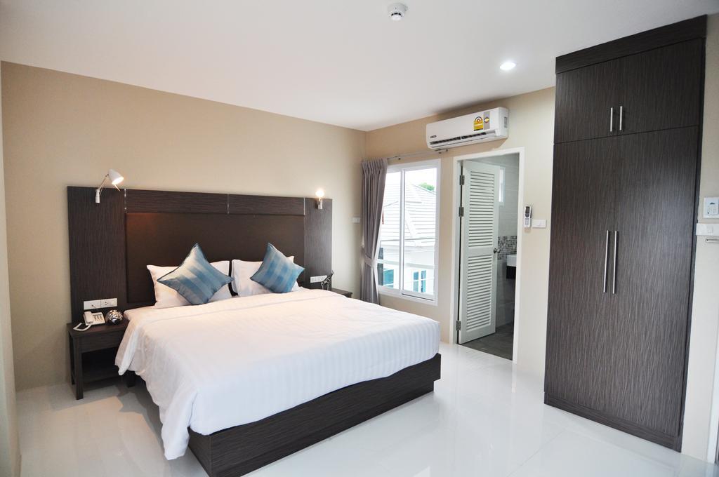 Khao Rang Place Phuket Екстериор снимка
