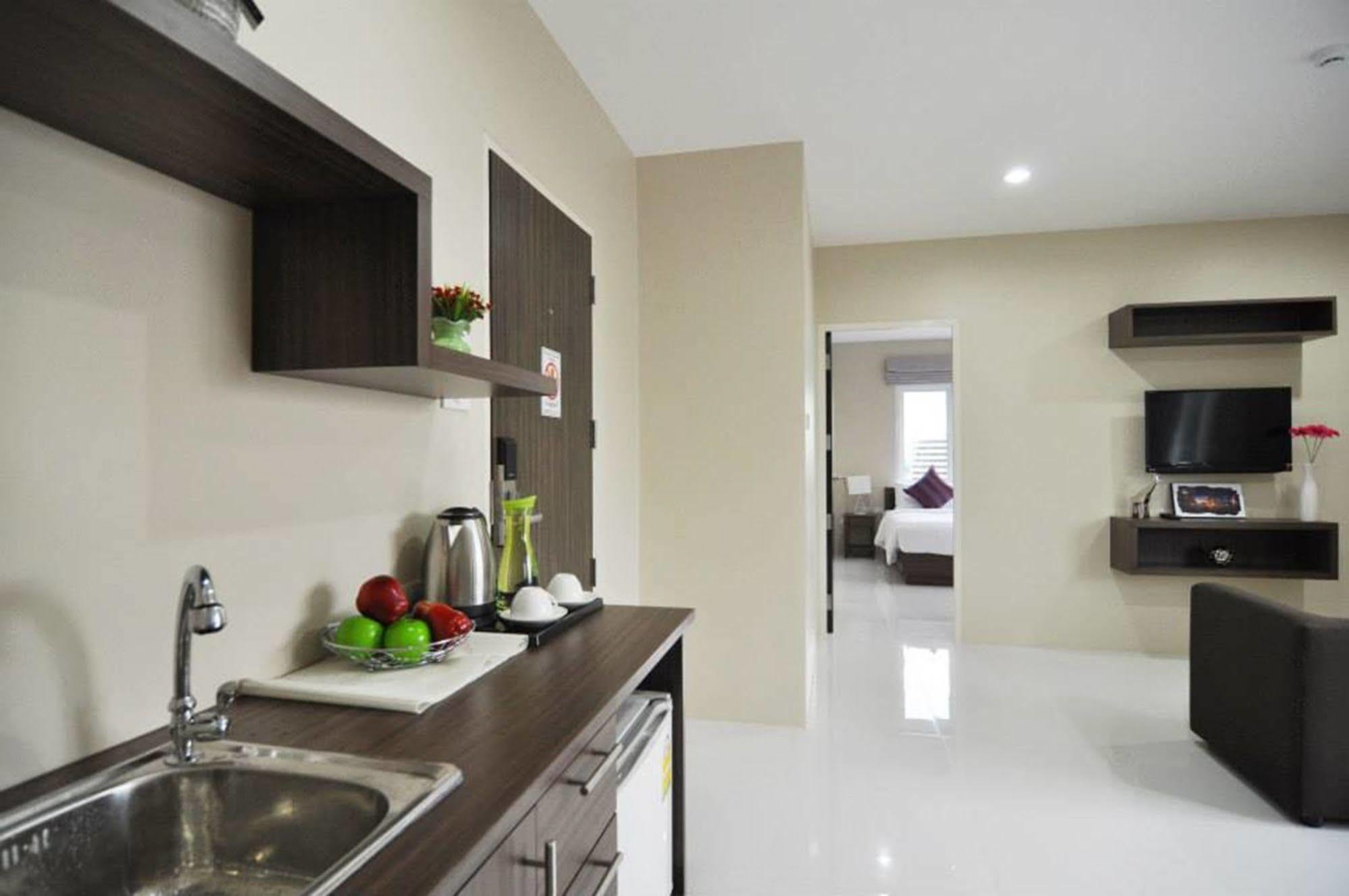 Khao Rang Place Phuket Екстериор снимка