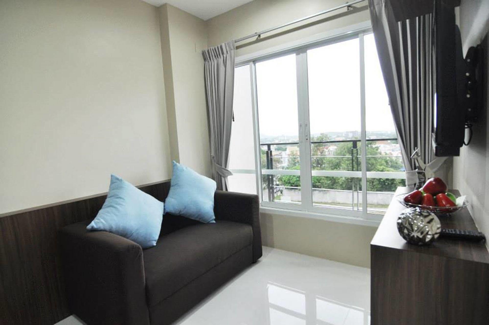 Khao Rang Place Phuket Екстериор снимка